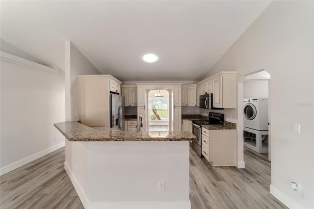 4020 NE 14TH COURT, Ocala, FL 34479