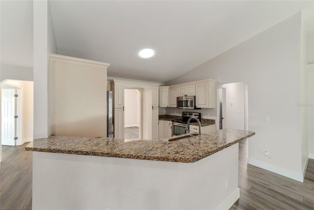 4020 NE 14TH COURT, Ocala, FL 34479