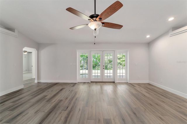 4020 NE 14TH COURT, Ocala, FL 34479