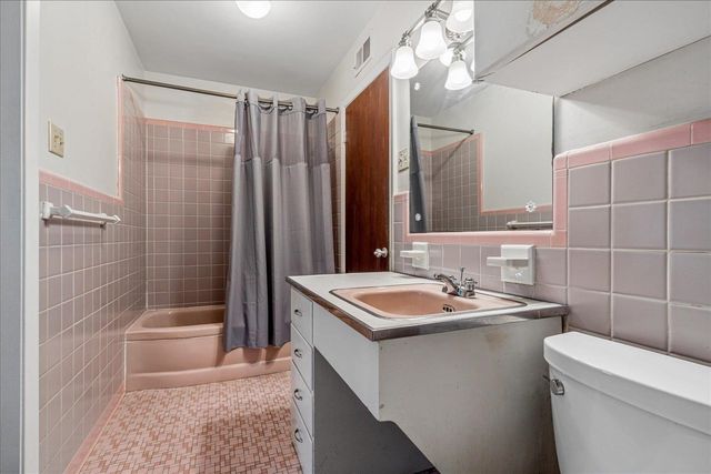 5207 JUNIPER AVE, Memphis, TN 38117