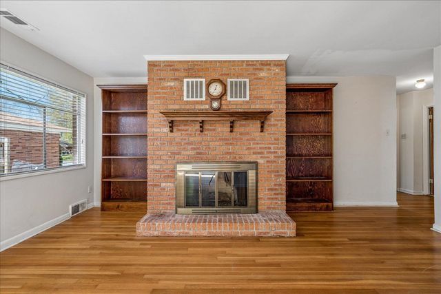 5207 JUNIPER AVE, Memphis, TN 38117