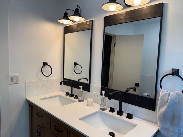 1605 W 7th Street, Irving, TX 75060