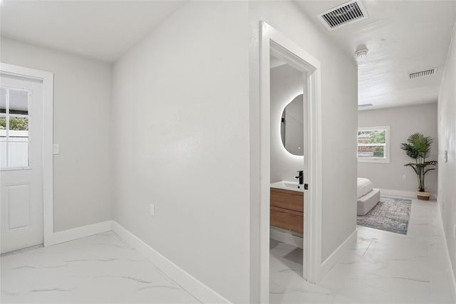 513 WHITE OAK AVENUE, Brandon, FL 33510