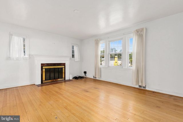 500 BONIFANT ST, Silver Spring, MD 20910