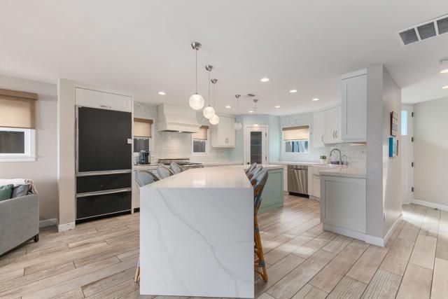 2812 Bayside Walk, San Diego, CA 92109