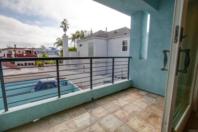 2812 Bayside Walk, San Diego, CA 92109