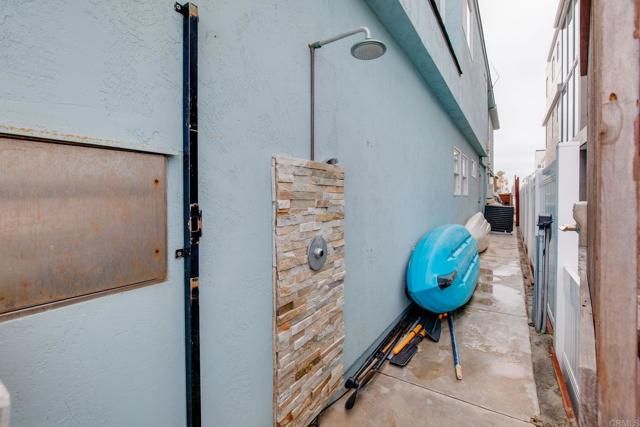 2812 Bayside Walk, San Diego, CA 92109