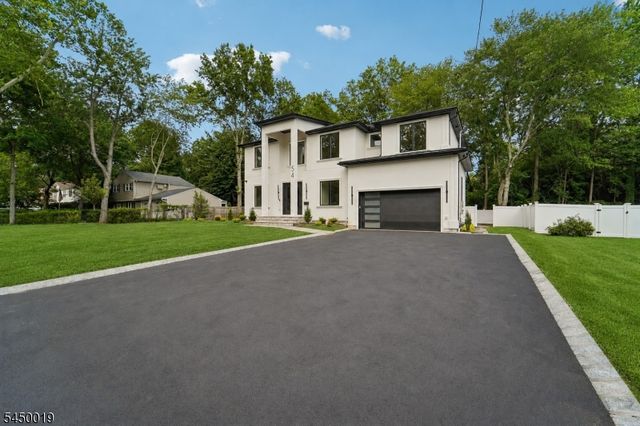 54 Martin Rd, Livingston Twp., NJ 07039