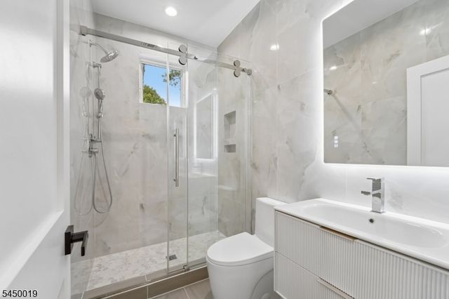 54 Martin Rd, Livingston Twp., NJ 07039