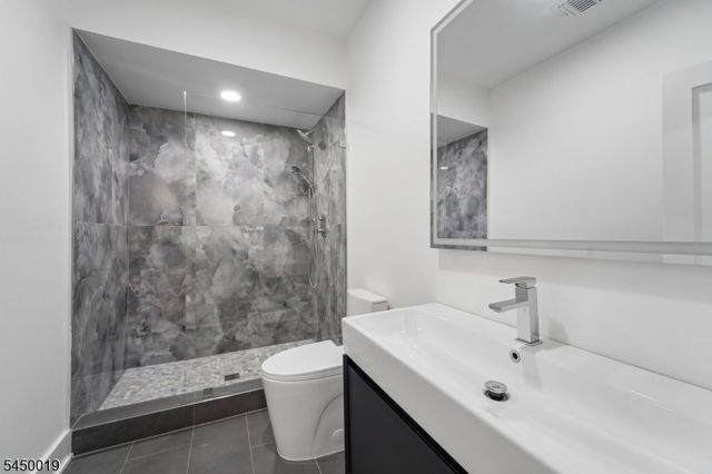 54 Martin Rd, Livingston Twp., NJ 07039