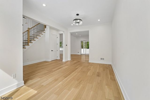 54 Martin Rd, Livingston Twp., NJ 07039