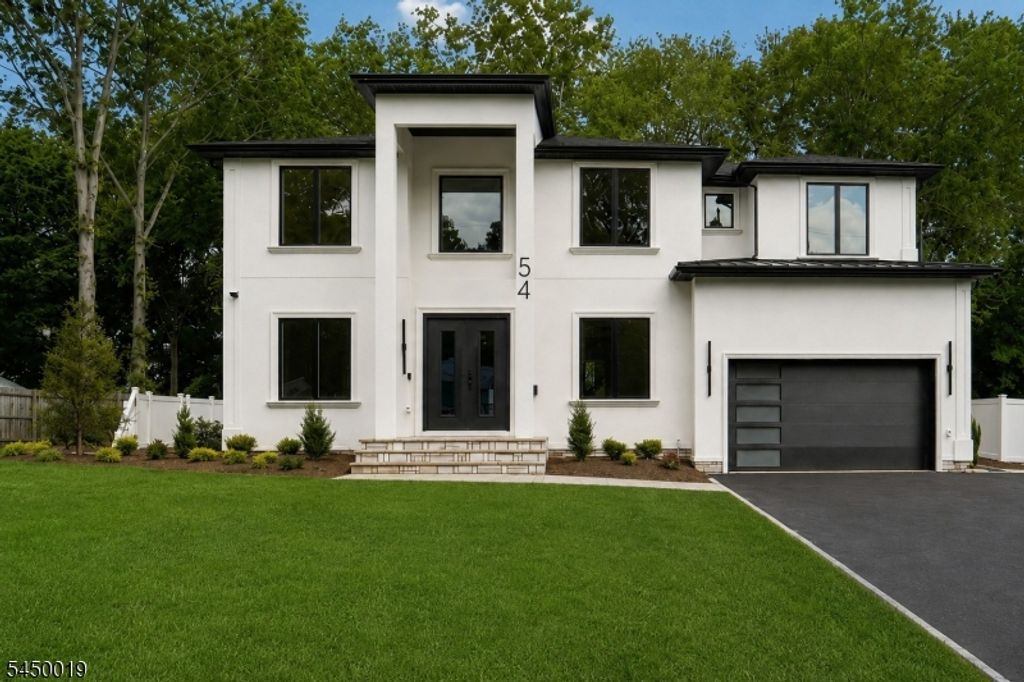 54 Martin Rd, Livingston Twp., NJ 07039