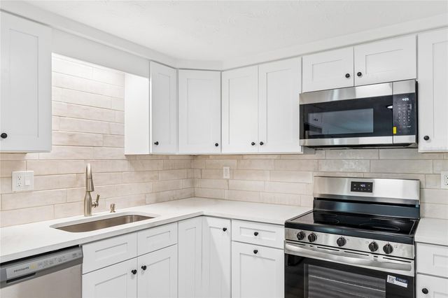 3410 DARLINGTON ROAD, Holiday, FL 34691