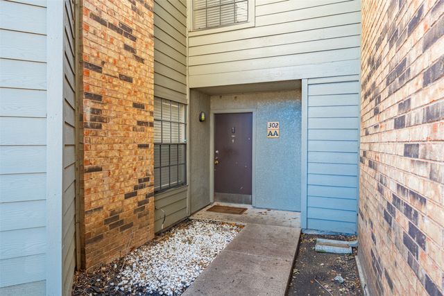 5335 Bent Tree Forest Drive 302, Dallas, TX 75248