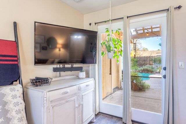 1187 Kirkwood Circle, Redding, CA 96003