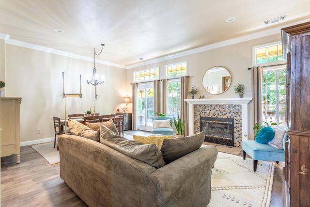 1187 Kirkwood Circle, Redding, CA 96003