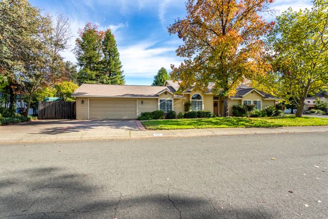 1187 Kirkwood Circle, Redding, CA 96003