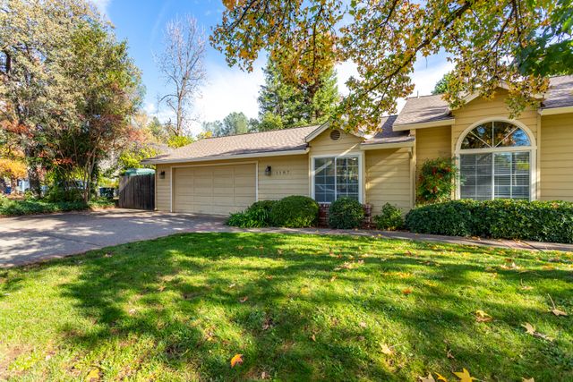 1187 Kirkwood Circle, Redding, CA 96003