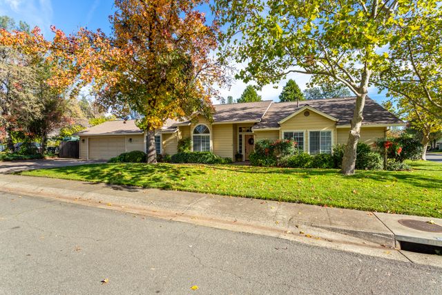 1187 Kirkwood Circle, Redding, CA 96003