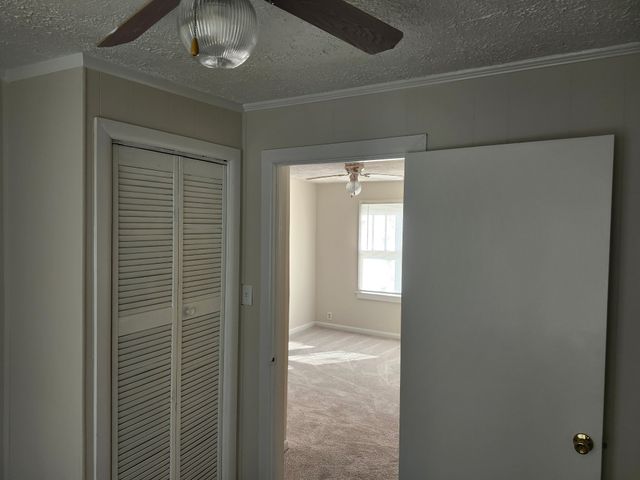 207 28th St, Old Hickory, TN 37138