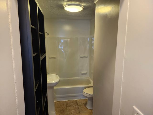207 28th St, Old Hickory, TN 37138