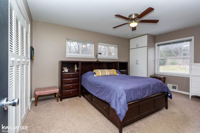 32921 Wing Lake Road, Franklin, MI 48025