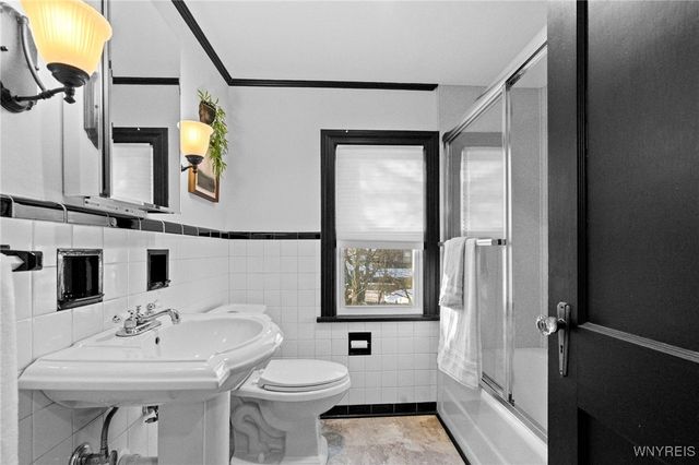 1436 Eggert Road, Amherst, NY 14226