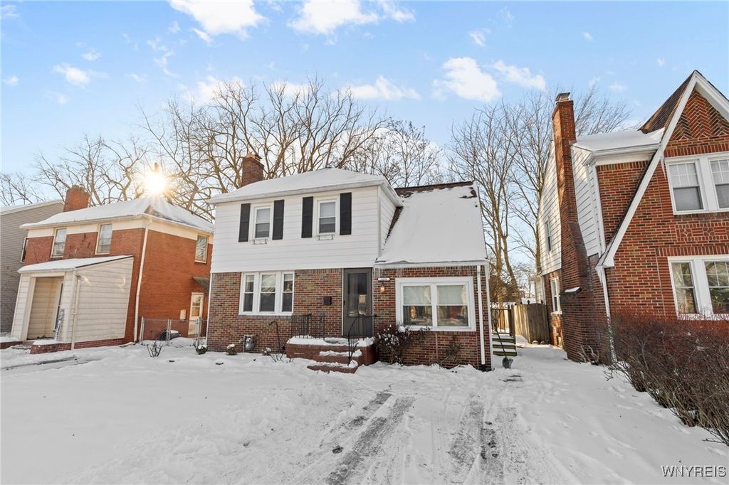 1436 Eggert Road, Amherst, NY 14226