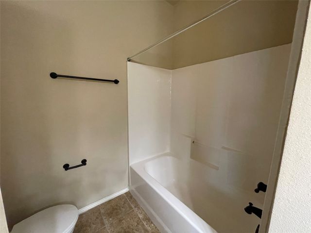 1430 Ravenwood Lane, Mansfield, TX 76063