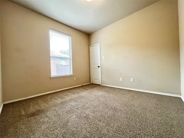 1430 Ravenwood Lane, Mansfield, TX 76063