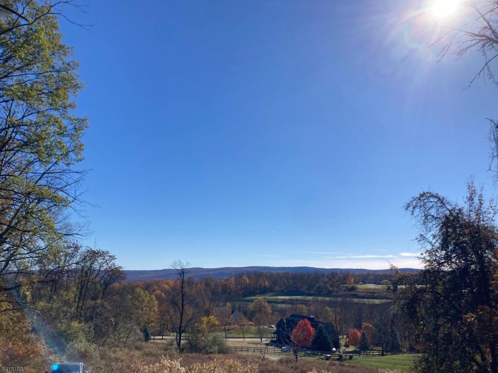 2 Vernon View Dr West, Vernon Twp., NJ 07418