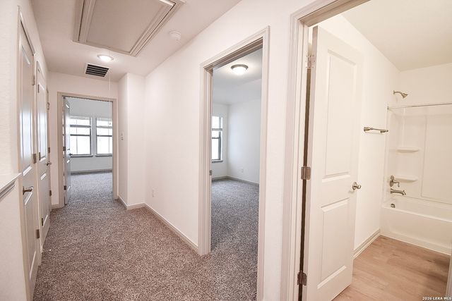 10211 Tulipwood Run Unit 101, San Antonio, TX 78252