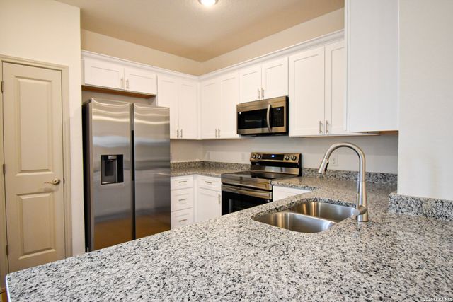 10211 Tulipwood Run Unit 101, San Antonio, TX 78252