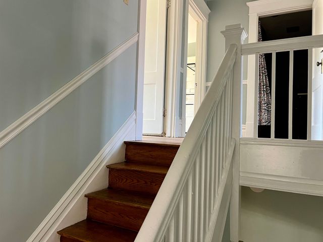 1021 11th Avenue, Huntington, WV 25701