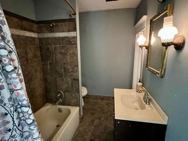 1021 11th Avenue, Huntington, WV 25701