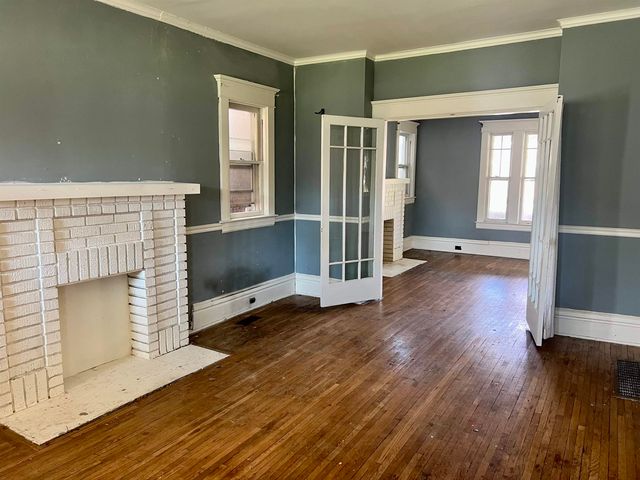 1021 11th Avenue, Huntington, WV 25701