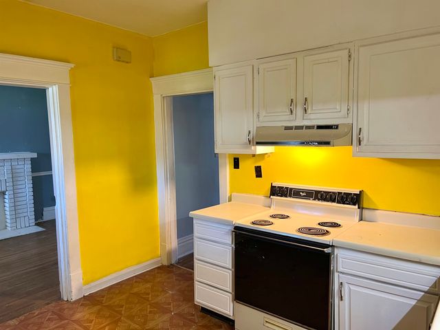 1021 11th Avenue, Huntington, WV 25701