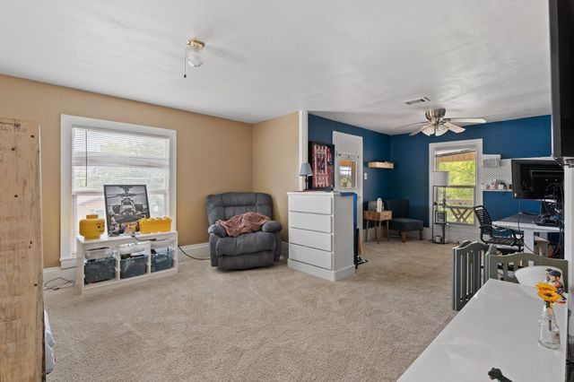 229 College, Italy, TX 76651