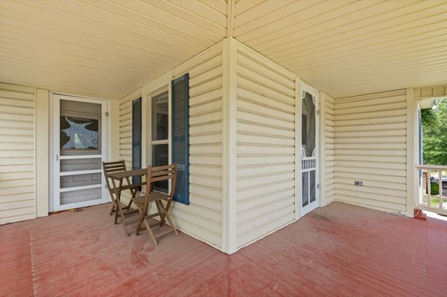229 College, Italy, TX 76651