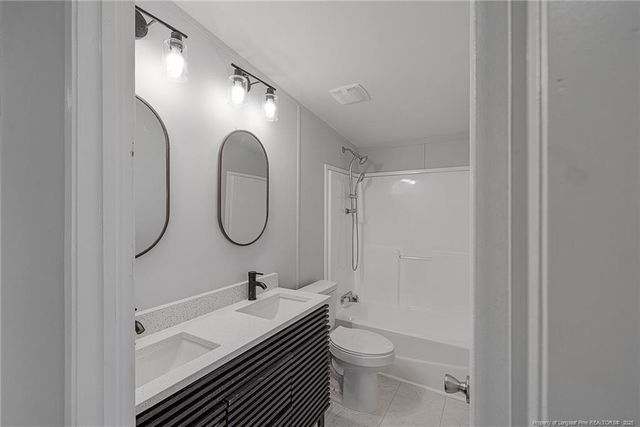 757 Precision Court, Hope Mills, NC 28348