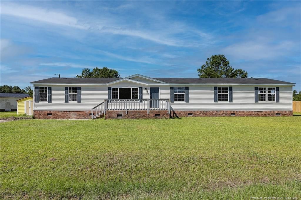 757 Precision Court, Hope Mills, NC 28348