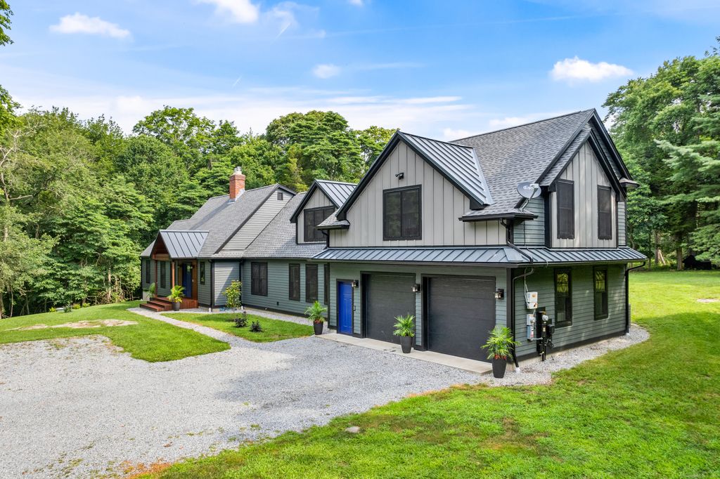 34 Johnny Cake Hill Road, Old Lyme, CT 06371