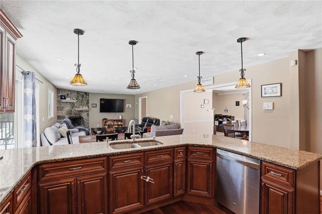 244 Beechwood Drive, Cranston, RI 02921