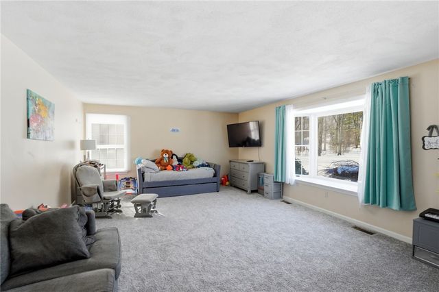 244 Beechwood Drive, Cranston, RI 02921