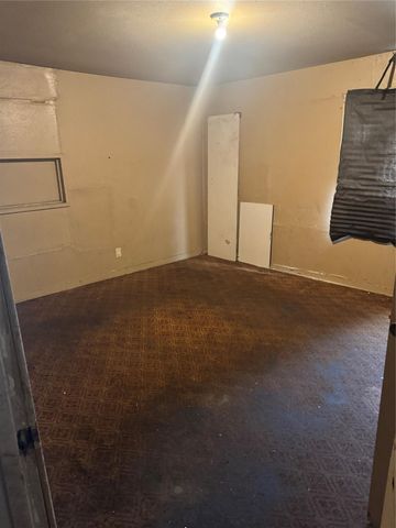 5915 Southtown Street, Houston, TX 77033