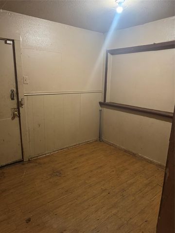 5915 Southtown Street, Houston, TX 77033