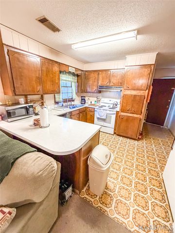 132 Butler Street, Selma, AL 36701