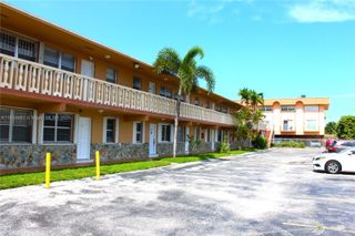 1154 W 35th St 221, Hialeah, FL 33012