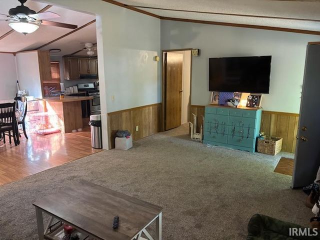 9323 W County Rd 75 N Road, Richland, IN 47634