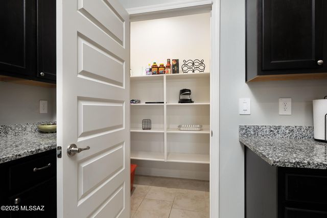 6839 S Portugal Avenue, Tucson, AZ 85757